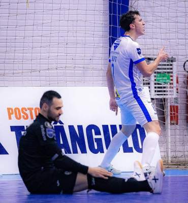 CAMAQU� VENCE ACBF E GARANTE VAGA NA SEMIFINAL DA COPA RS 2026